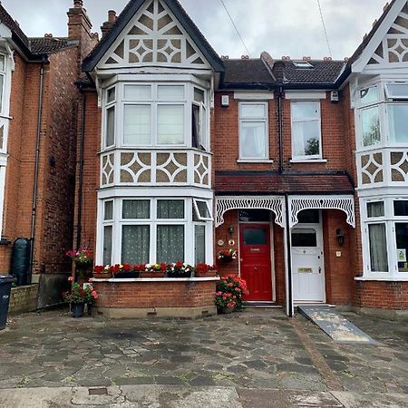 38 Whitehall Road Harrow on the Hill Exterior photo